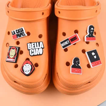 Noul Trend De Desene Animate Croc Pantofi Farmece Tokyo Profesor Bella Pantofi Decoratiuni Fete Baieti Copii Adolescenti Copil Brățară Accesorii